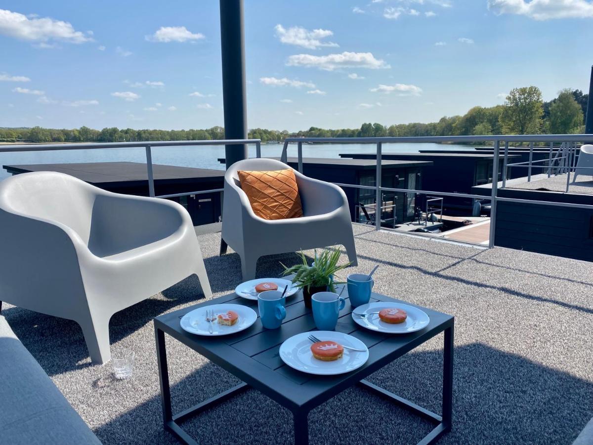 Houseboat Met Dakterras Mookerplas Middelaar Exterior photo
